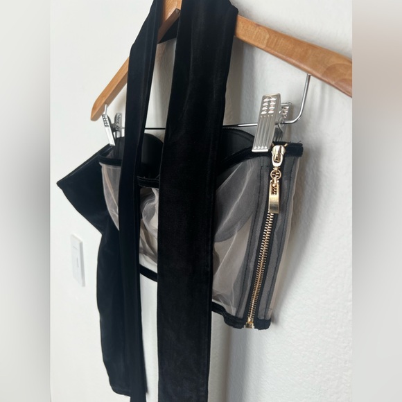 Classic black velvet 4 piece dress. XS - Picture 14 of 15